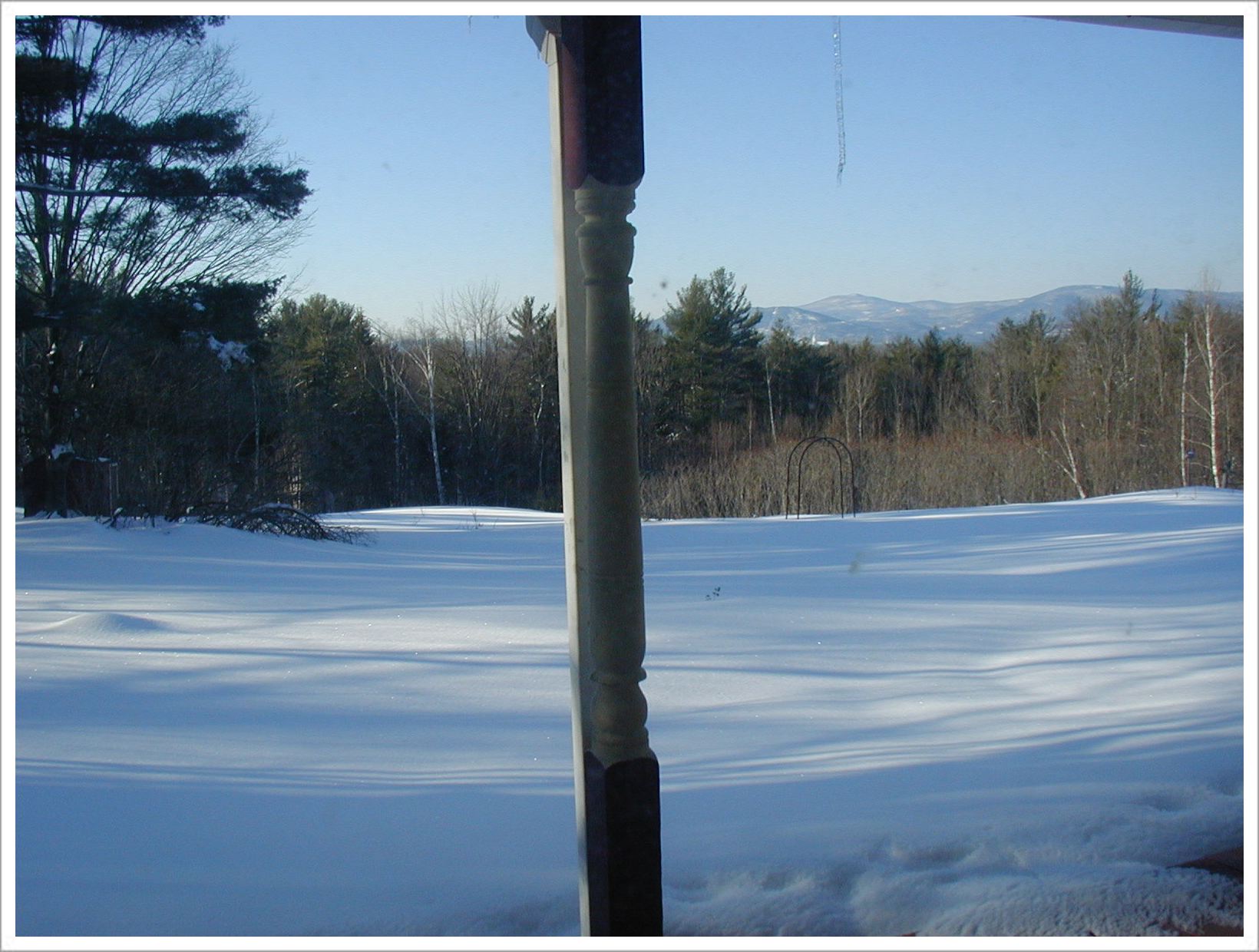 mtwhittierfrporch,14mar04.jpg