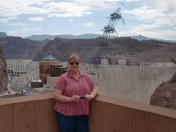 14LaurascenicoverlookHooverDam05jul11