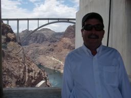 40DaveonHooverDamoverlookingTilmanBridge,05jul11