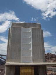 56ArtDecoElevatorArtHooverDam,05jul11