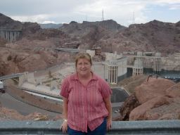 65LauraPosingoverlookingHooverDam,05jul11