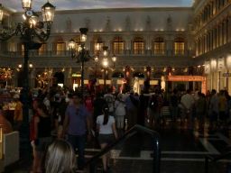 07PiazzaSanMarcoVenetianLasVegas04jul11